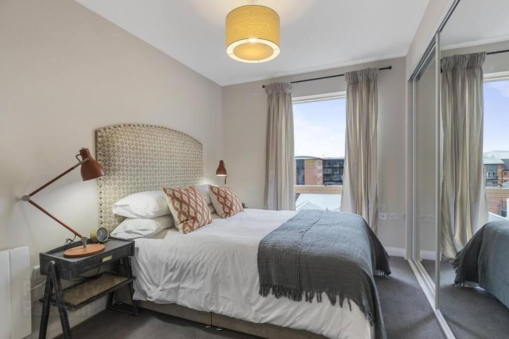 Belfast City Centre, Sleeps 6 Экстерьер фото